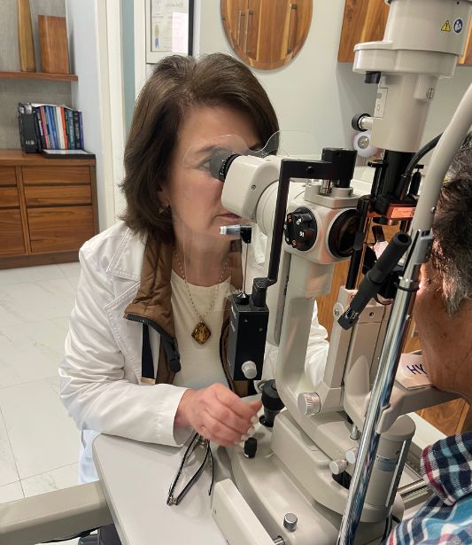 Dra. Marina Ramírez Alfaro en Glaucoma Tijuana