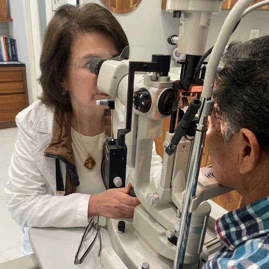 Diagnóstico con tecnología y experiencia clínica