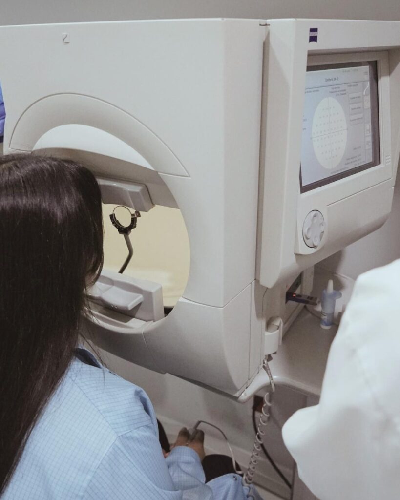 Uso de autorefractómetro en oftalmología